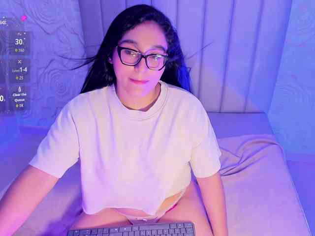 LyaDubois webcam