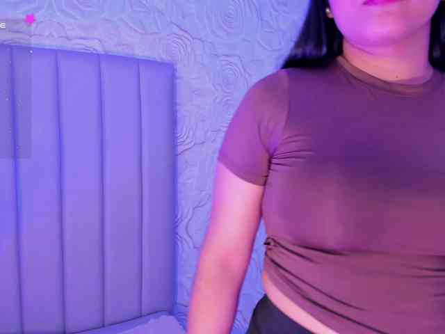 LyaDubois webcam
