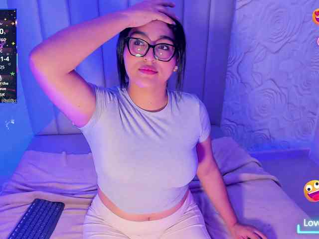 LyaDubois webcam