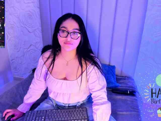 LyaDubois webcam