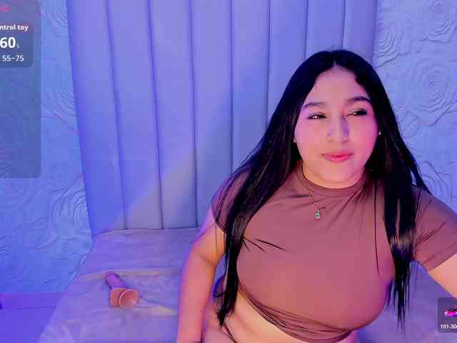LyaDubois webcam