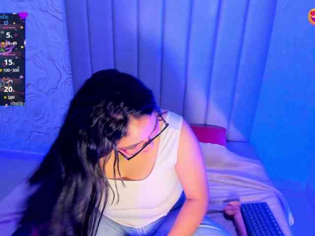 LyaDubois webcam
