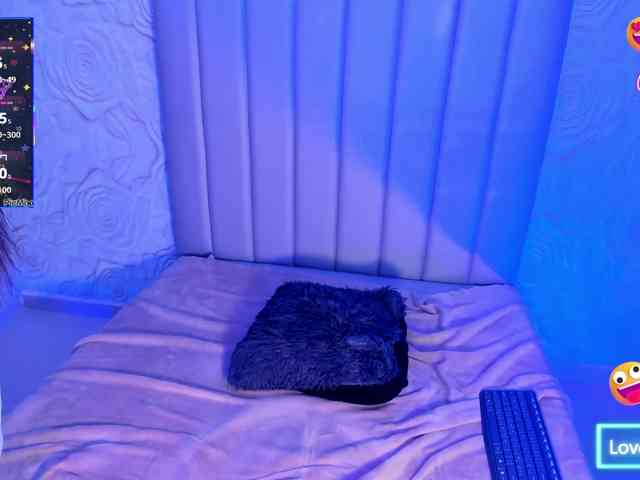 LyaDubois webcam