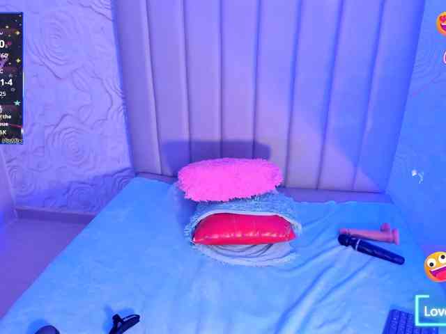 LyaDubois webcam