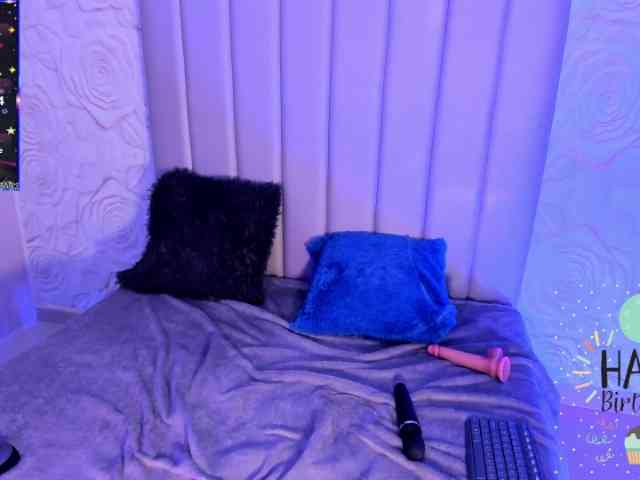 LyaDubois webcam