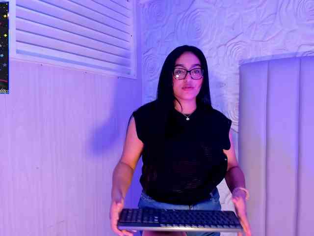 LyaDubois webcam