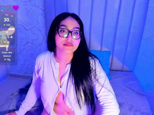 LyaDubois webcam