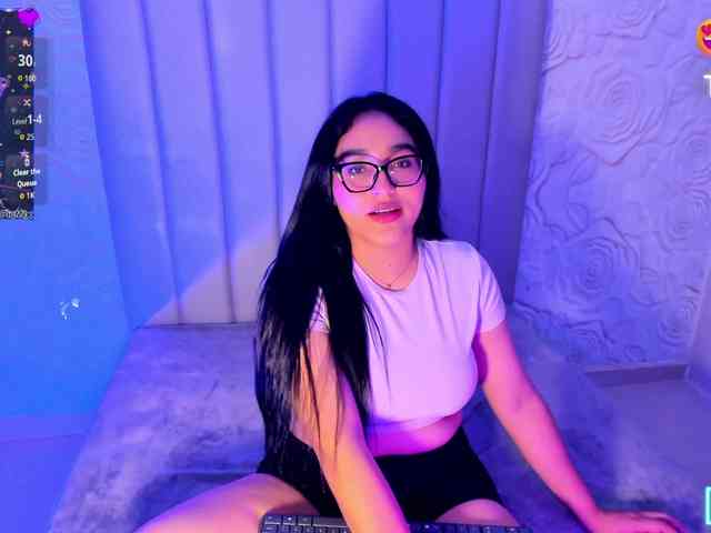 LyaDubois webcam
