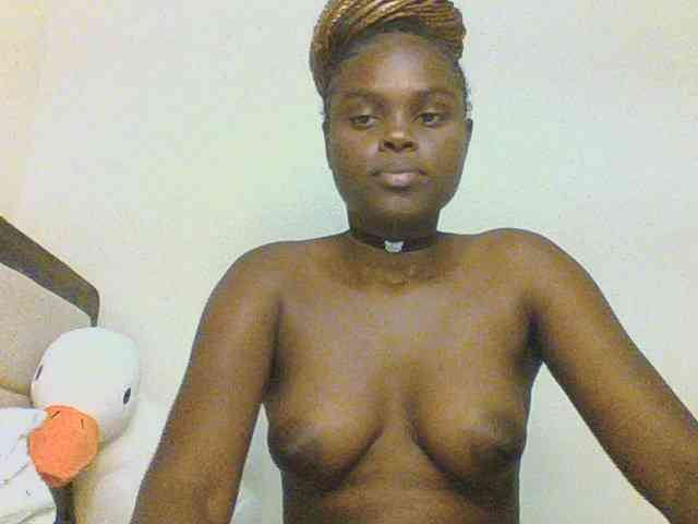 Kissydoll9 webcam