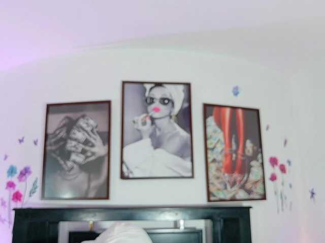 dymonslut's BongaCams show and profile