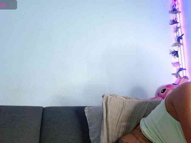Conejita-Horny webcam