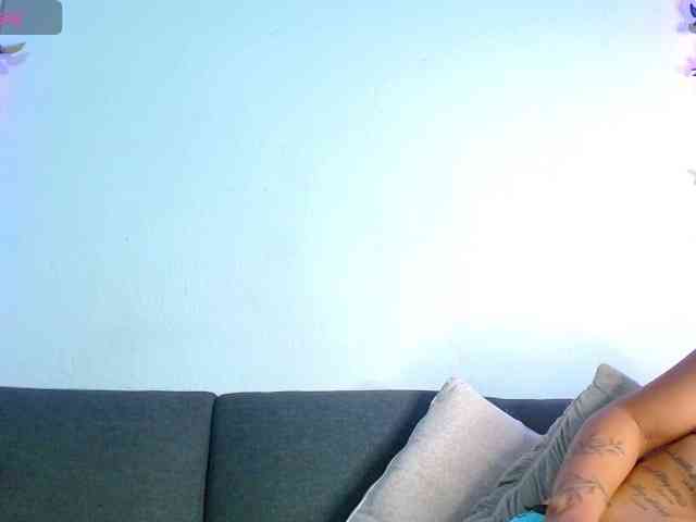 Conejita-Horny webcam