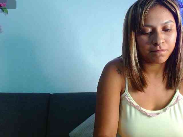 Conejita-Horny webcam