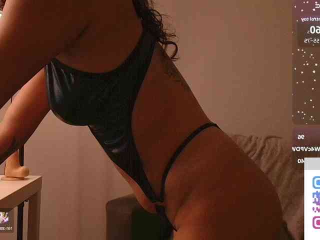 Sally-Diaz webcam