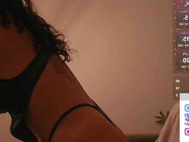 Sally-Diaz webcam