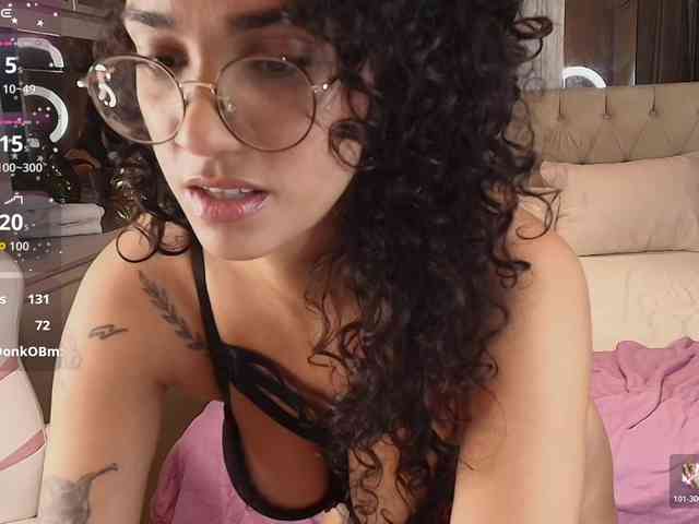 Sally-Diaz webcam