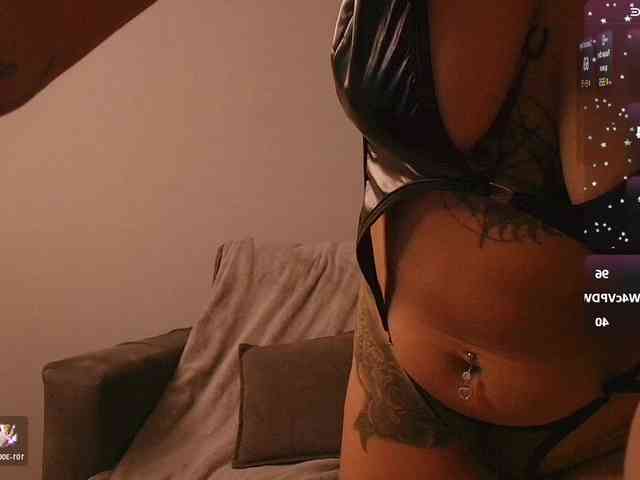 Sally-Diaz webcam