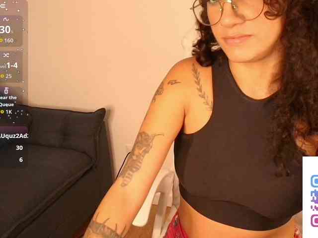 Sally-Diaz webcam