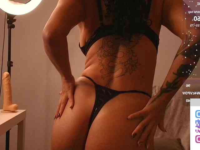 Sally-Diaz webcam