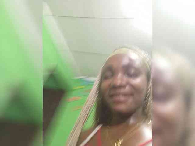 ebonytinydancer1992