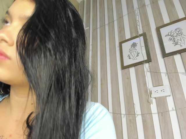 Chloecollins live cam on BongaCams
