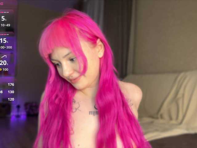 JuliaFlowerBliss webcam