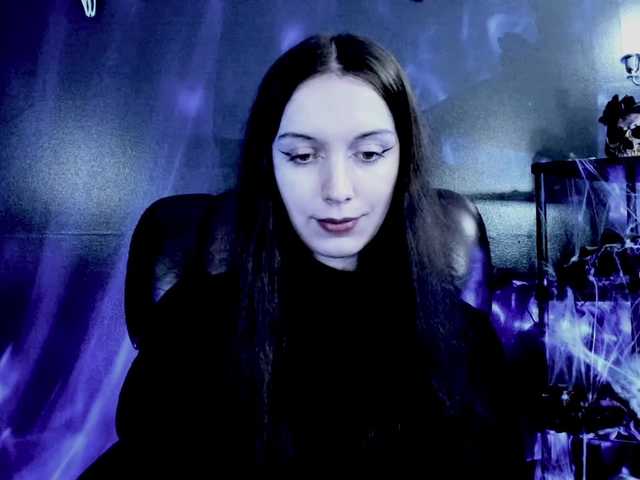 MissToxic's BongaCams show and profile