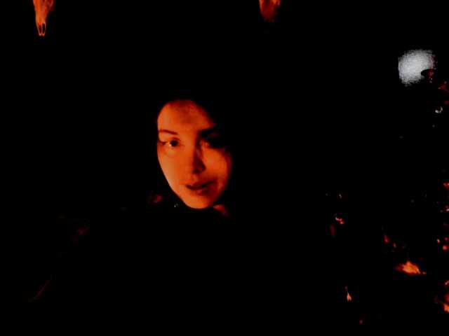 Thedahlia on Bongacams