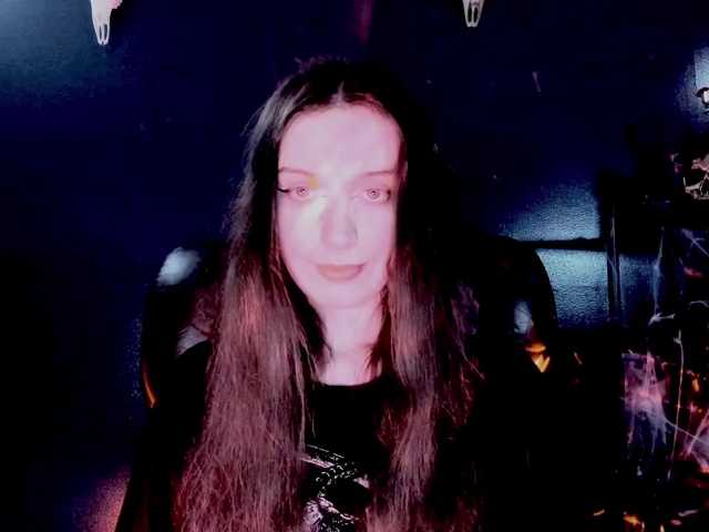 MissToxic, 45 y/o - Live Cam on BongaCams