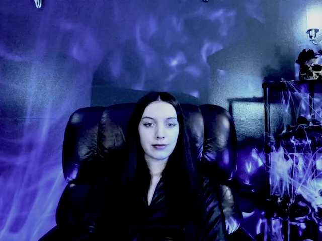 MissToxic's BongaCams show and profile