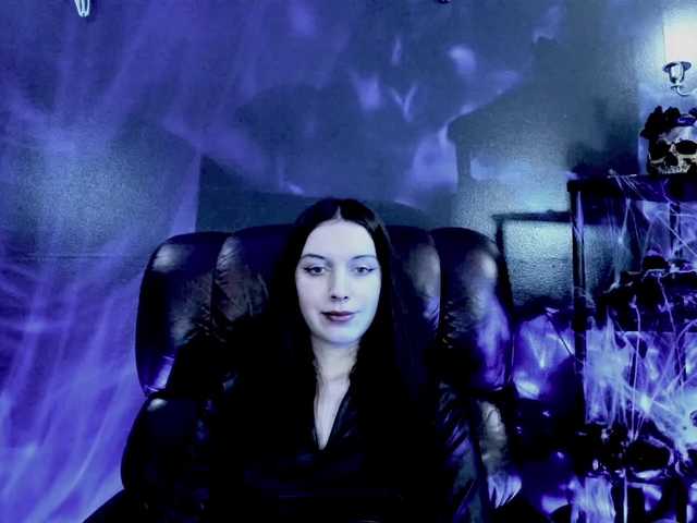 MissToxic's BongaCams show and profile