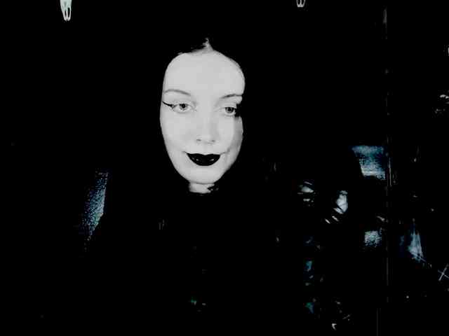 TheDominatrix webcam