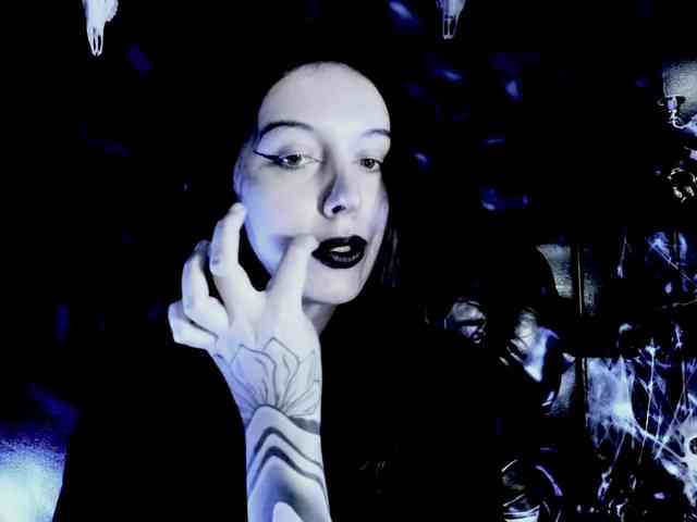 TheDominatrix webcam