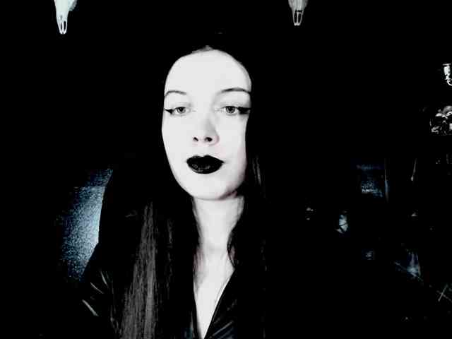 TheDominatrix webcam