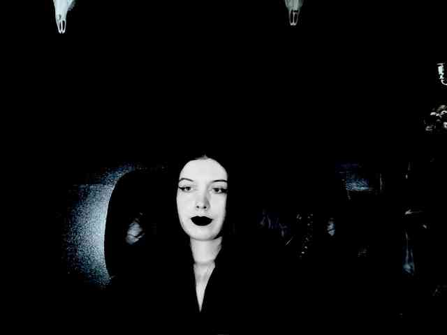TheDominatrix webcam