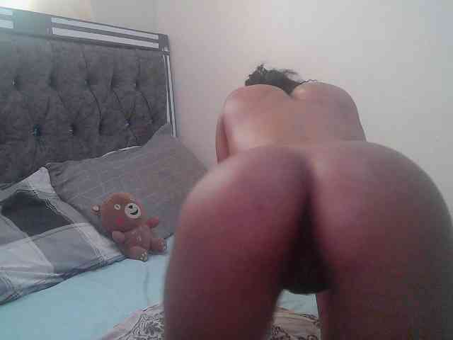 JadaMira1 webcam