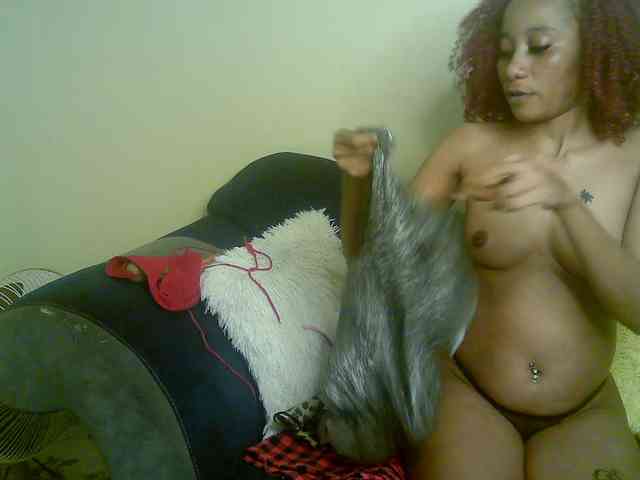 JadaMira1 webcam