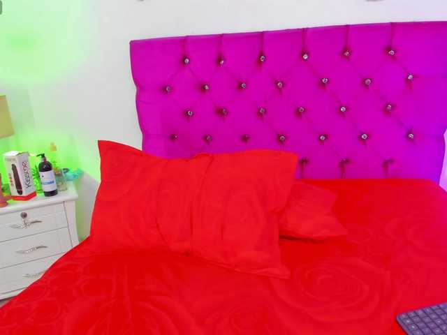Cassandra-Hunt live cam on BongaCams