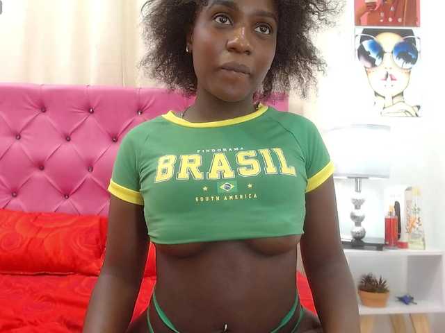 Cassandra-Hunt's BongaCams show and profile