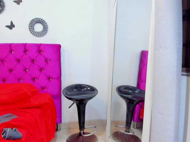 Cassandra-Hunt live cam on BongaCams