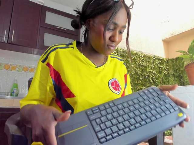 Cassandra-Hunt live cam on BongaCams