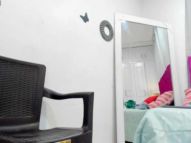 Cassandra-Hunt live cam on BongaCams