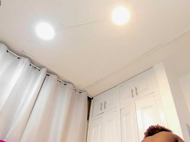 Cassandra-Hunt live cam on BongaCams