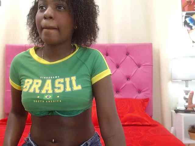 Cassandra-Hunt webcam