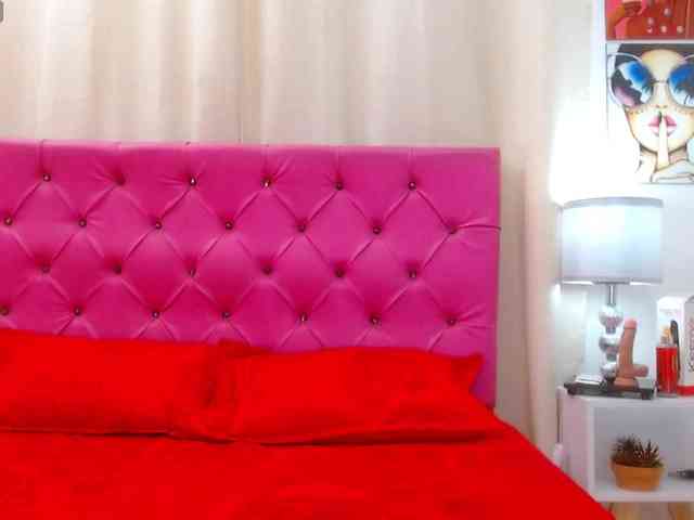 Cassandra-Hunt webcam