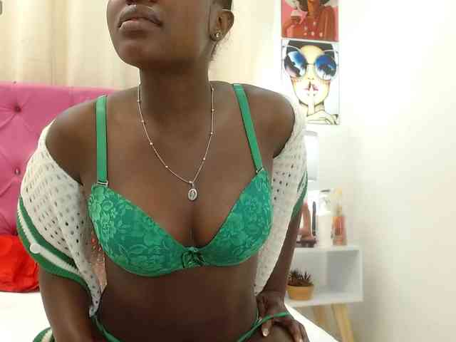 Cassandra-Hunt webcam