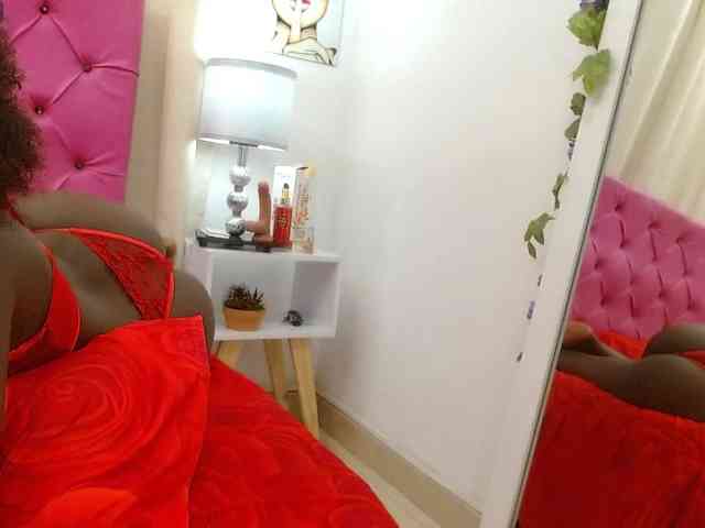 Cassandra-Hunt webcam