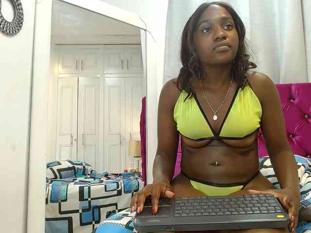 Cassandra-Hunt webcam