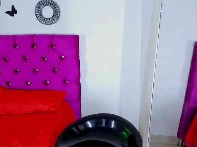 Cassandra-Hunt webcam
