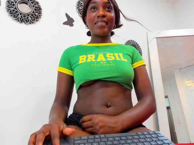 Cassandra-Hunt webcam